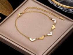 Golden Heart Chain Bracelet