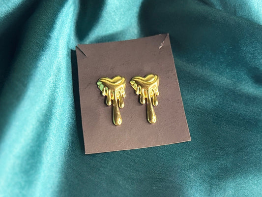Heart Drip Design Stud Earrings